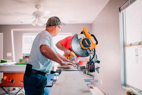 ¿Quién debe pagar las obras en una vivienda de alquiler?